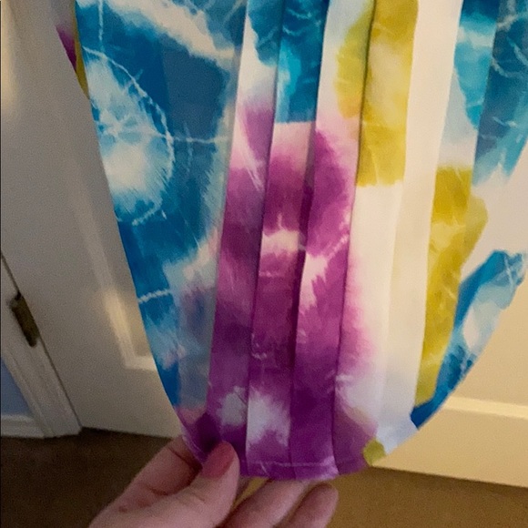 Pretty Calvin Klein Top! - Picture 6 of 8